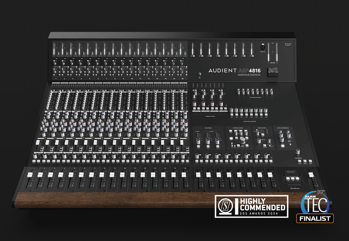 アンティ!! Signature Design by Ashley Living Room Adwen Accent Cabinet